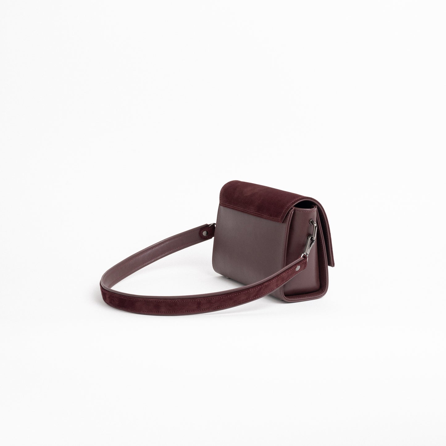 FLOW Shoulder Bag in Burgundy