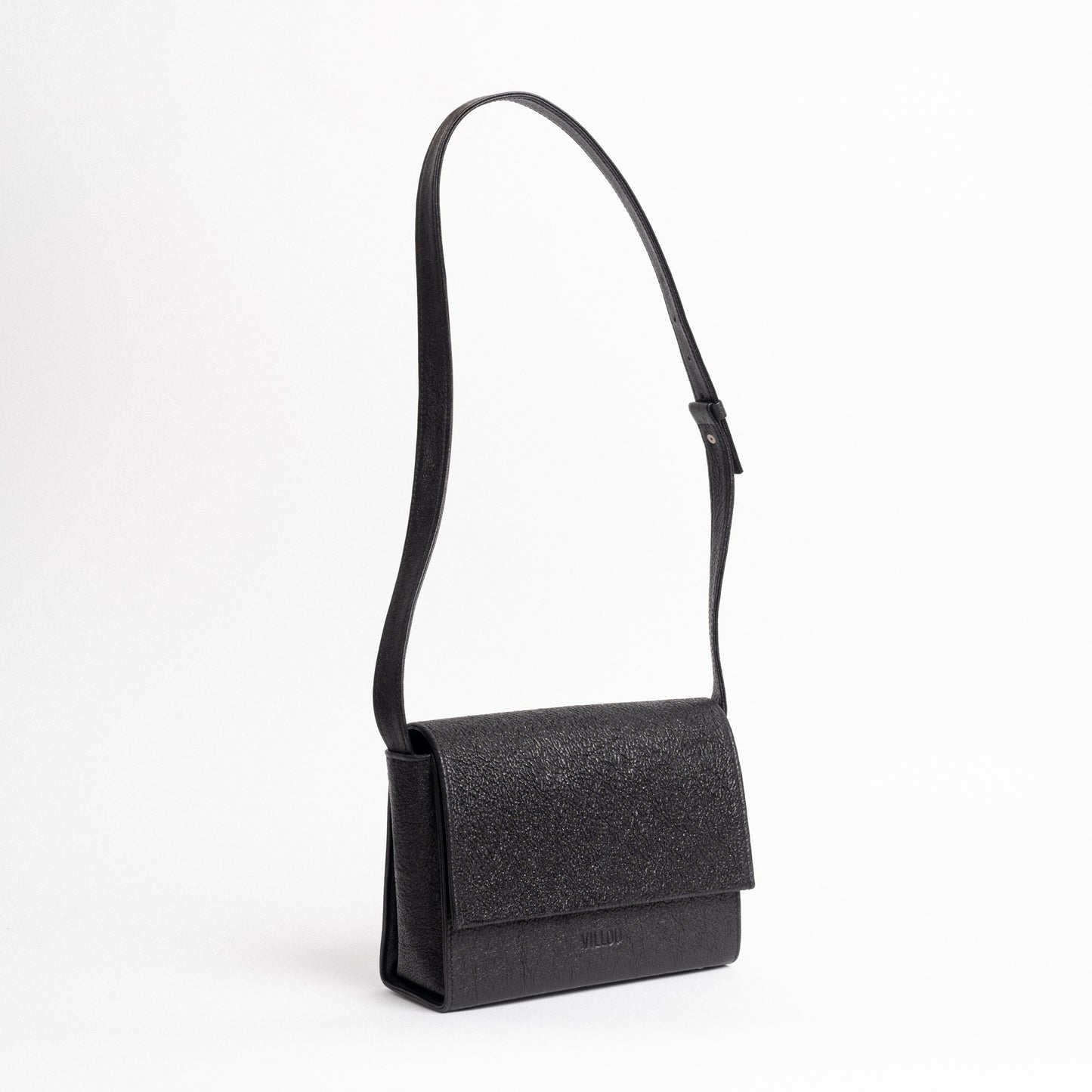 FLOW Shoulder Bag in Unique Black